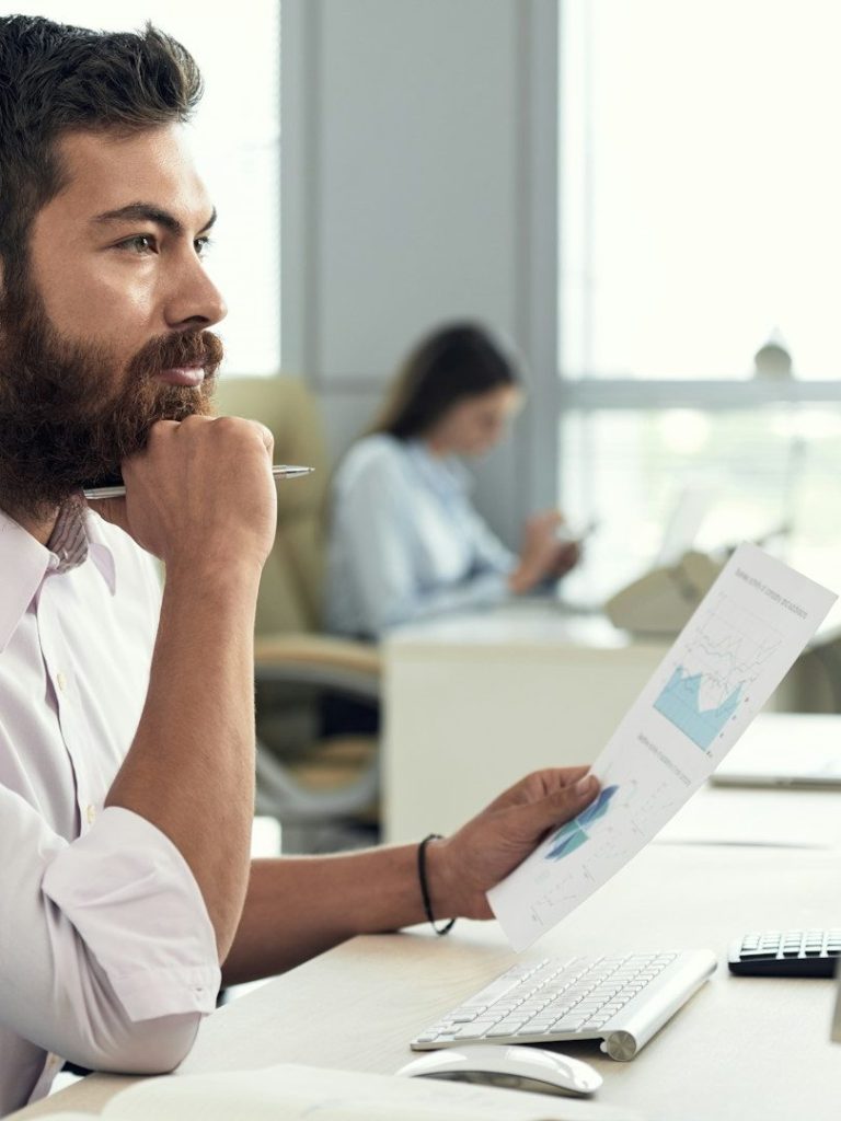 img src="deko.jpg" alt=""